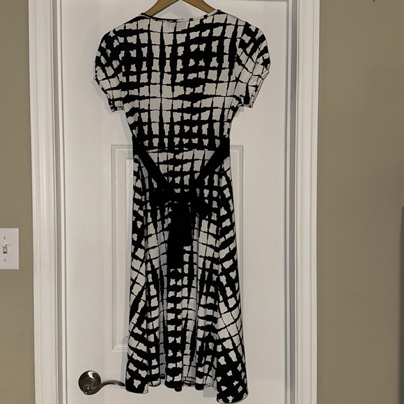 Next black and white dress. Size UK 8 (US size 4). - Picture 2 of 4